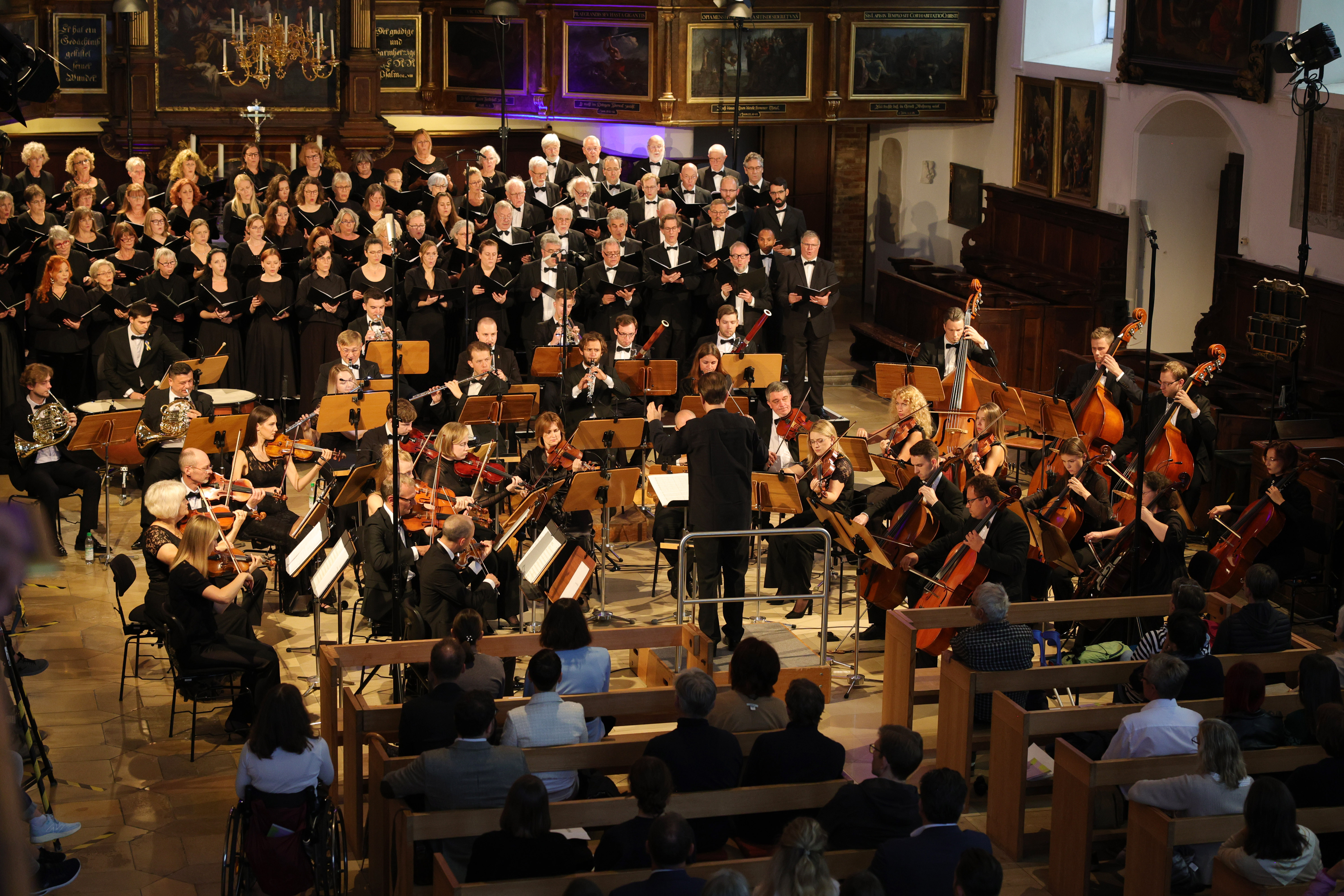 Festkonzert für Frieden und Solidarität mit dem Kyiv Symphony Orchestra-12